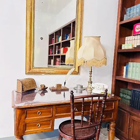 Elegante Nel Cuore Del Barocco Lägenhet *