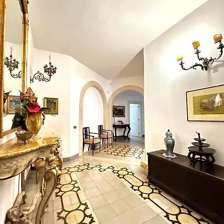 Elegante Nel Cuore Del Barocco Lecce