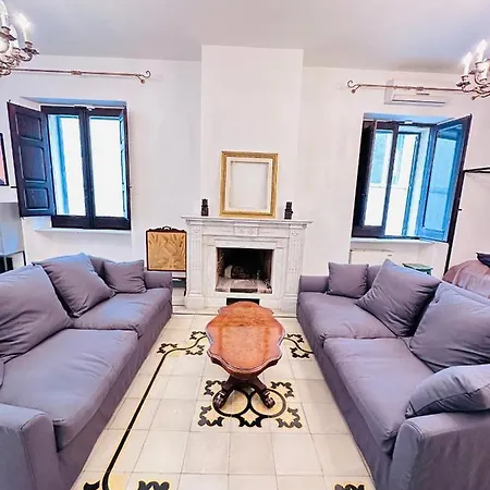 Lägenhet Elegante Nel Cuore Del Barocco