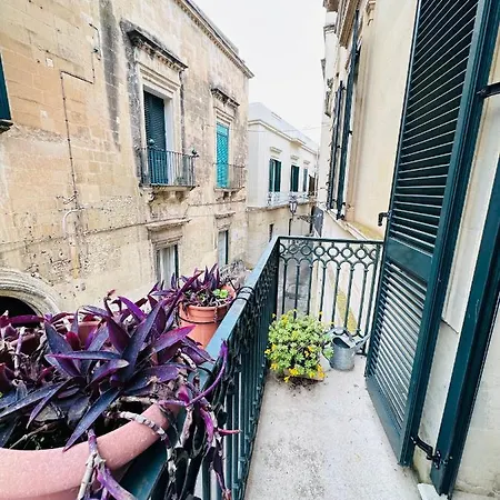 Elegante Nel Cuore Del Barocco Lägenhet Lecce